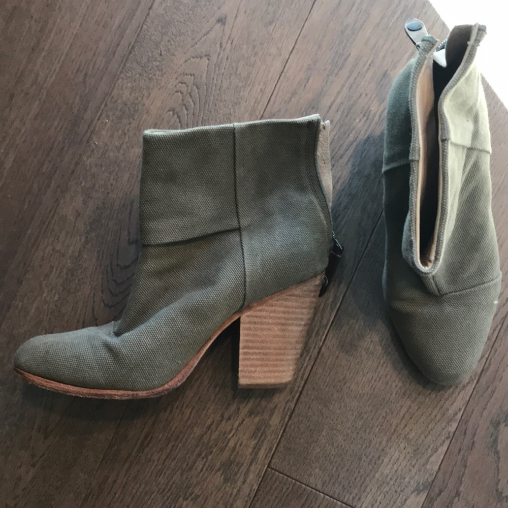 Rag and bone Newbury bootie size 7 or 37